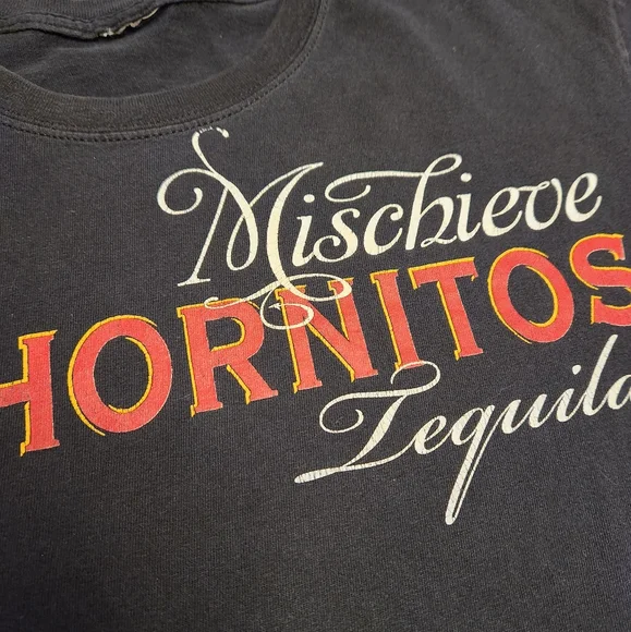 Hornitos Tequila T-Shirt - Picture 2 of 4